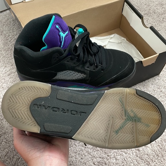 Air Jordan Retro 5 Black Grape - Picture 9 of 10
